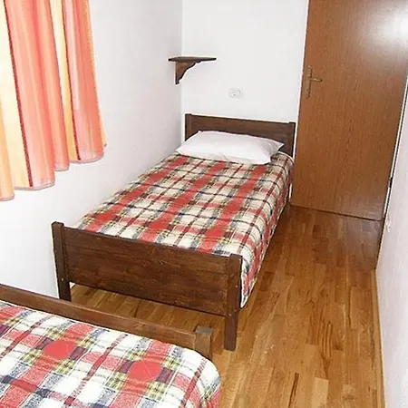 Apartment In Pula/istrien 36089 Pula